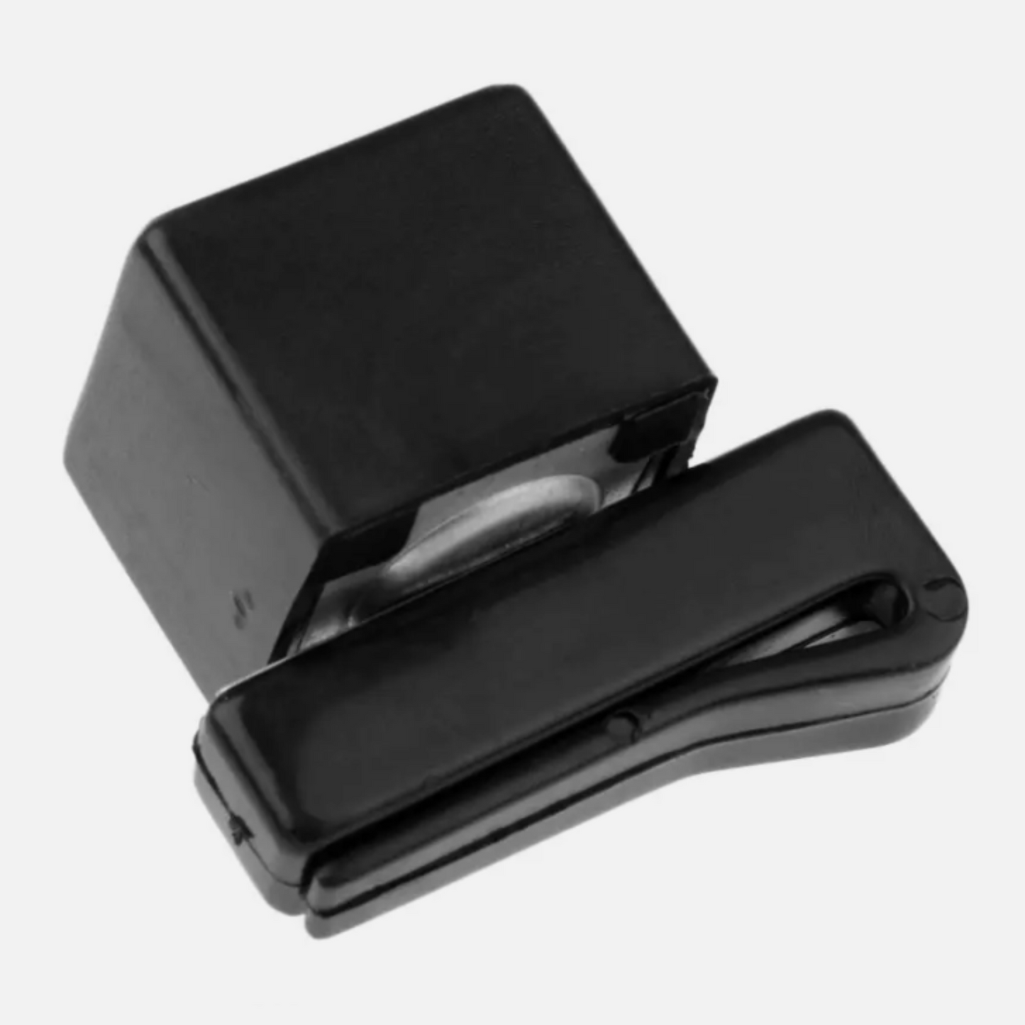Black Magnetic Plastic Cue Chalk Holder